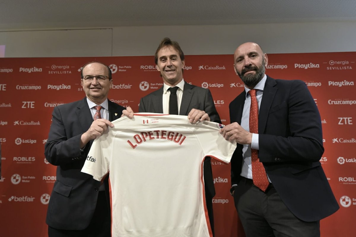 CHÍNH THỨC! Sevilla chiêu mộ Torres - Bóng Đá