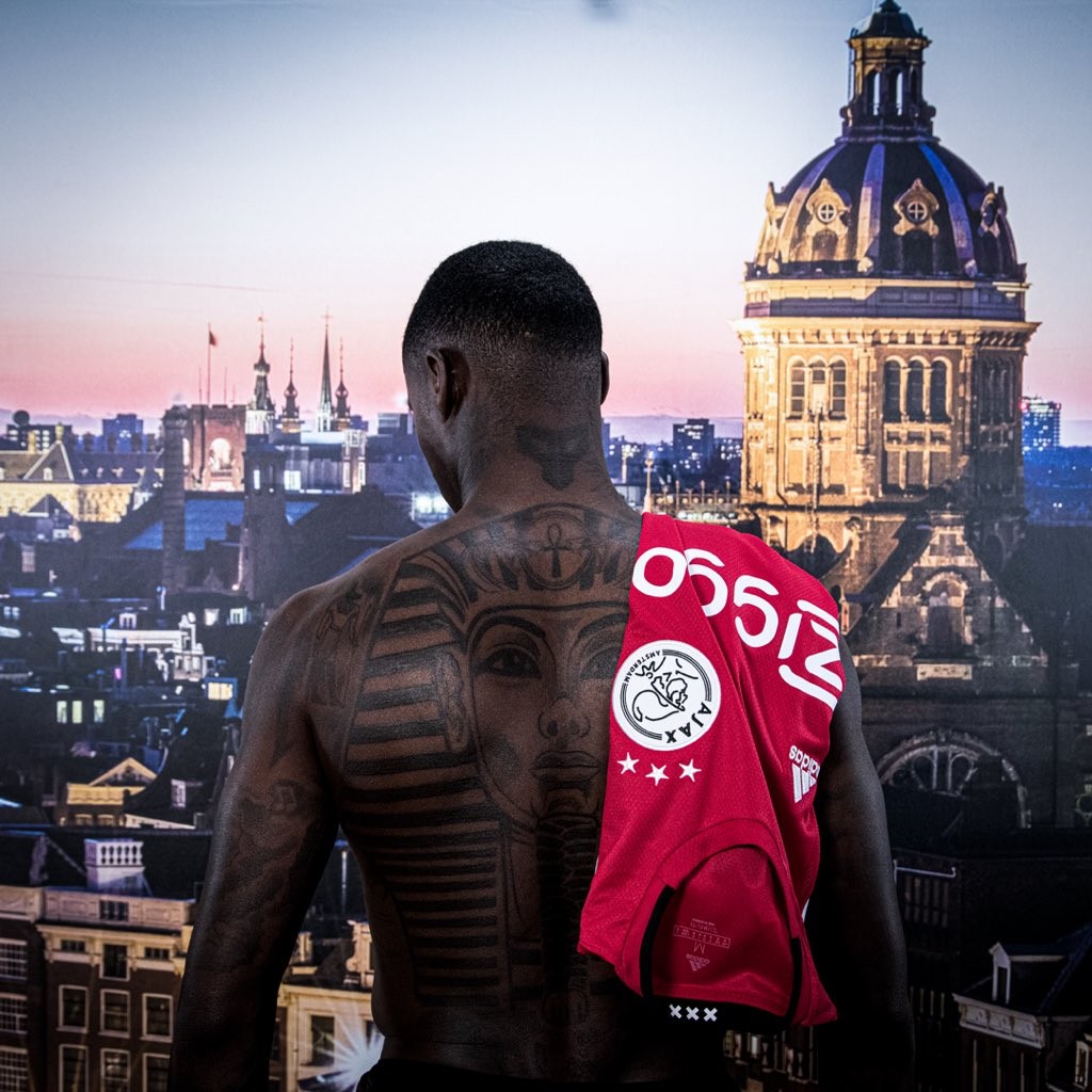 CHÍNH THỨC: Ajax ra mắt Quincy Promes - Bóng Đá