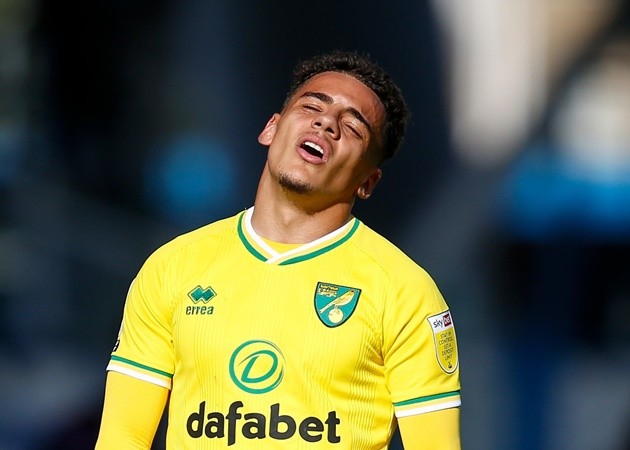 #mufc have discussed the possibility of signing Norwich's Max Aarons but believe they may have to wait until the summer - Bóng Đá