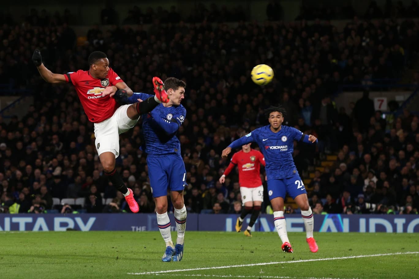 Chelsea legend John Terry criticises Antonio Rudiger’s positioning for Manchester United’s opening goal - Bóng Đá
