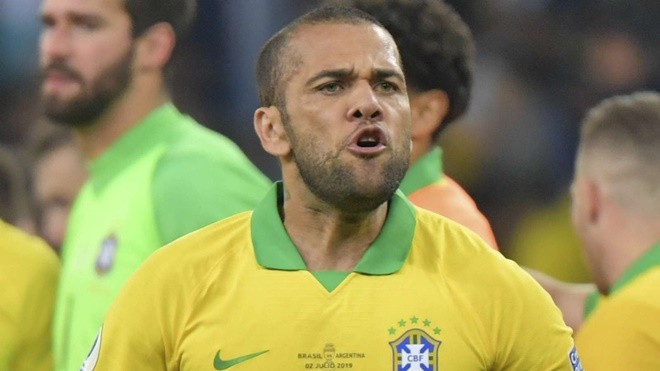 Dani Alves: 