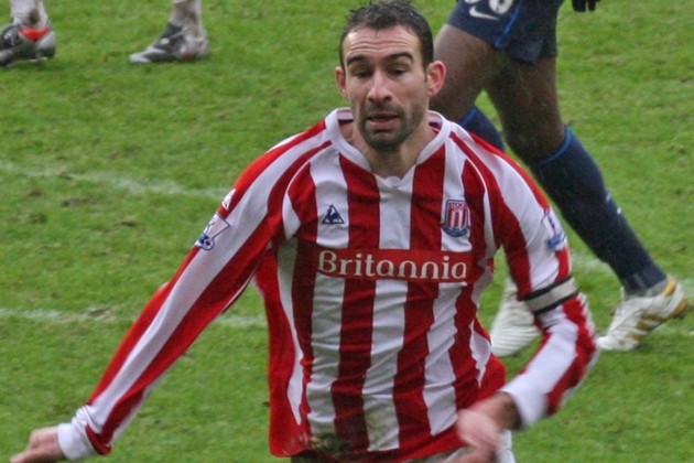 11 cầu thủ từng khoác áo Man Utd và Stoke City - Bóng Đá