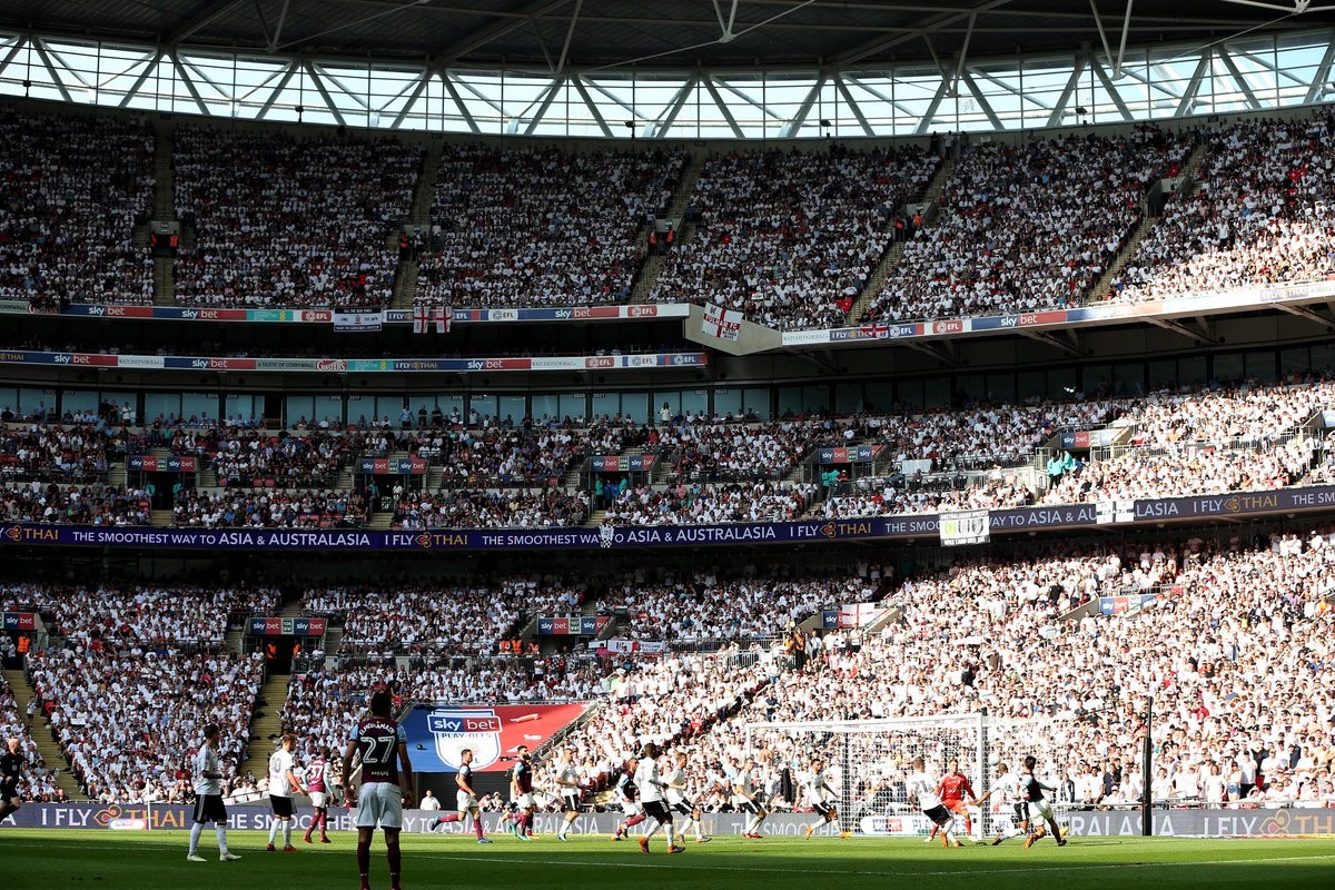 Sports fans back in stadiums for summer as 10,000 allowed for Euros at Wembley - Bóng Đá