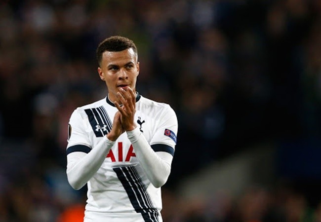 ĐHTB EPL ở mùa giải 'kỳ diệu' của Leicester: 'Cú sốc' Payet; Dấu ấn Kante - Bóng Đá