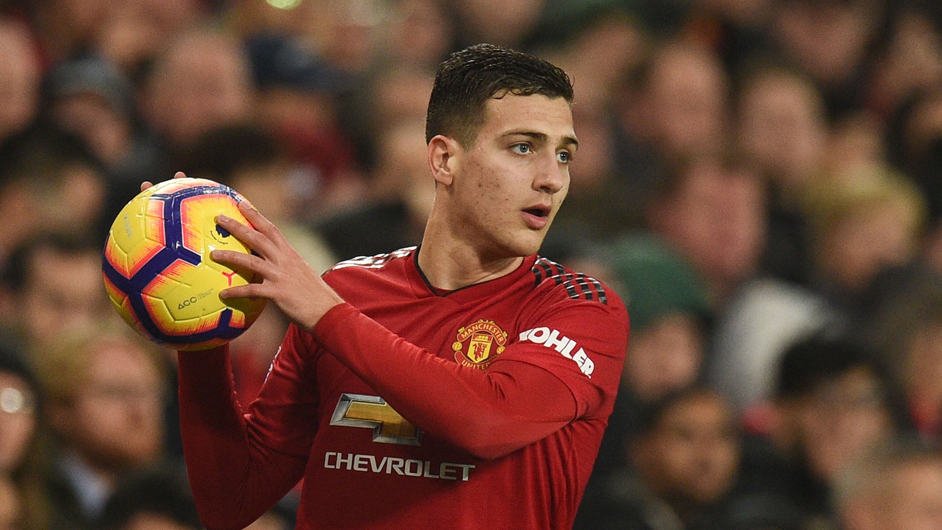 Psg eyeing Diogo Dalot  - Bóng Đá