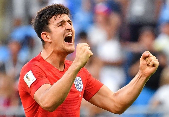 I see Maguire stepping into midfield & wanting to force the issue. I don’t see that from Van Dijk - Bóng Đá