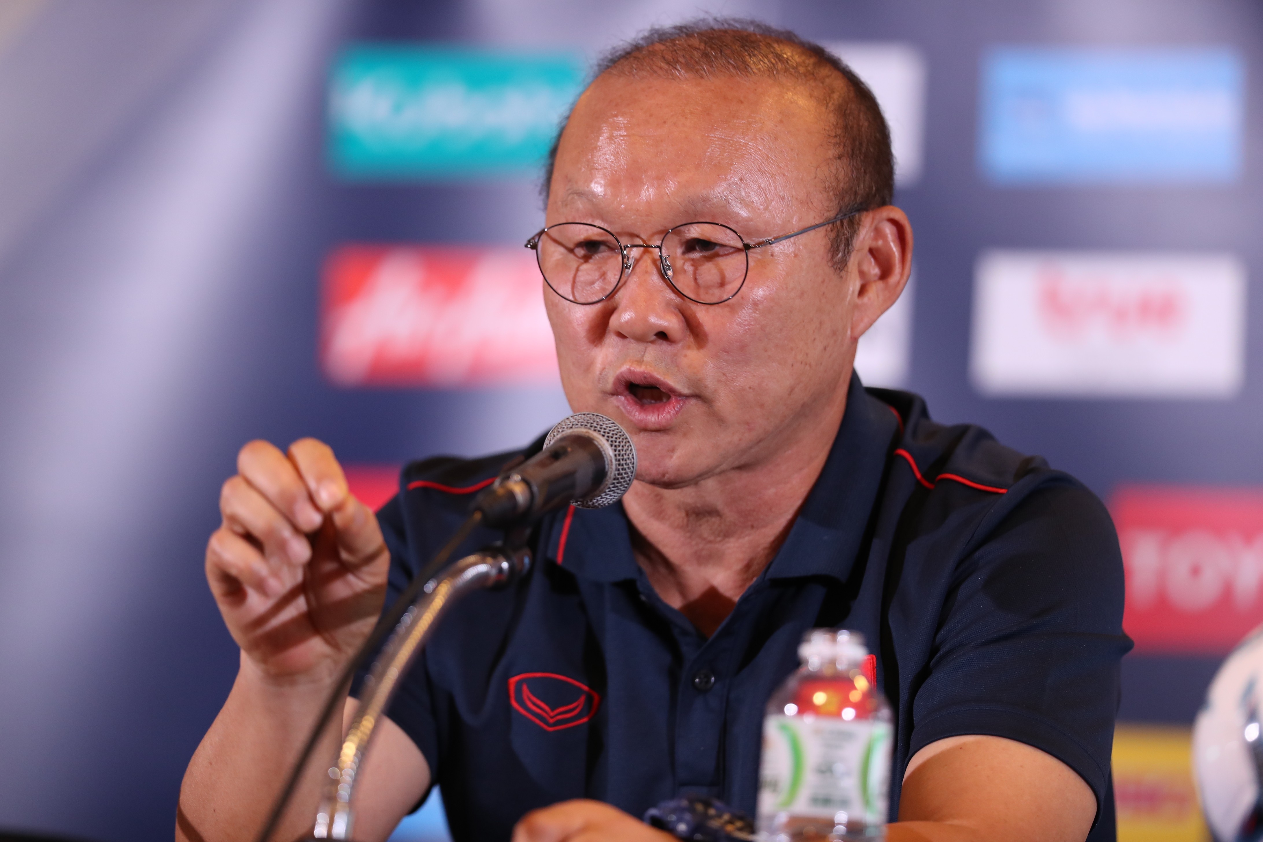 Trả lời báo Hàn Quốc, Thầy Park nói không vội trong việc gia hạn hợp đồng với VFF - Bóng Đá