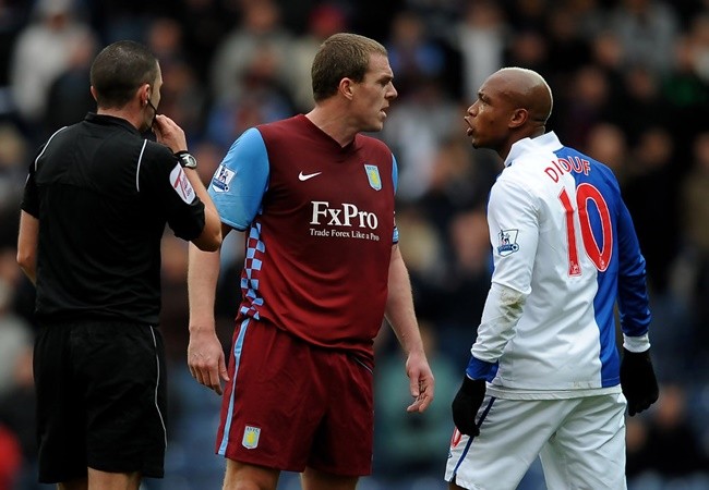 Nhìn lại 'Dreamteam' Aston Villa thua Man Utd ở League Cup 10 năm trước - Bóng Đá