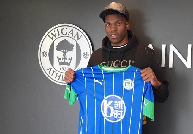 Official: Dujon Sterling join Wigan on a long loan from Chelsea - Bóng Đá