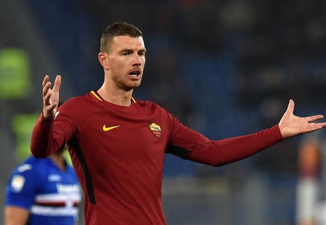 Từ Dzeko đến James: Các cầu thủ bạn không nghĩ họ có quan hệ cực kỳ gần gũi - Bóng Đá