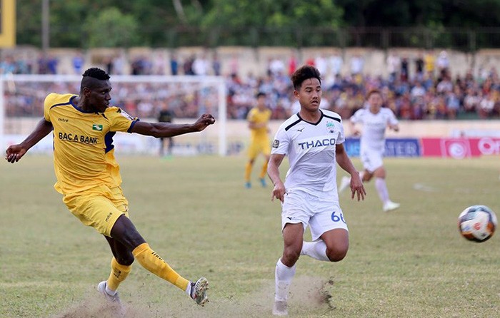 17h00 ngày 21/07, HAGL vs SLNA: Lệnh phải thắng - Bóng Đá