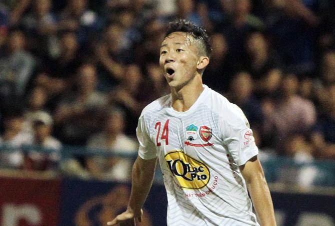 3 điểm nhấn HAGL 2-1 SHB Đà Nẵng: Ngọc Quang đoái công, HAGL phiên bản 
