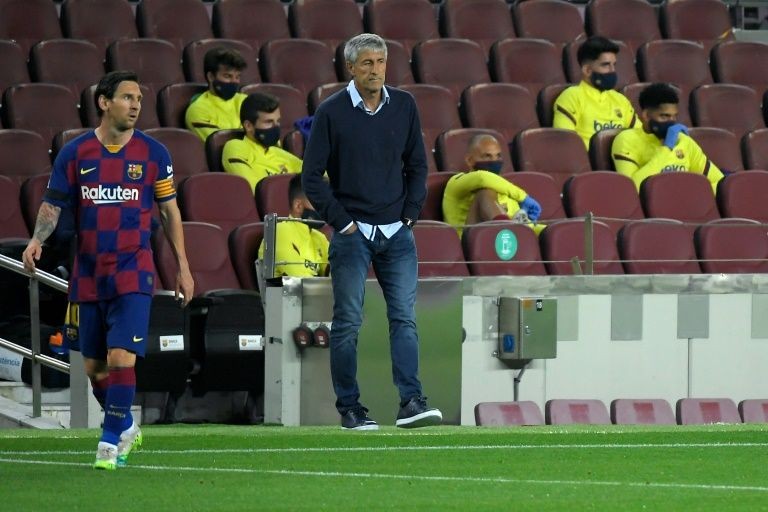 Setien: Time puts everyone in their place - Bóng Đá