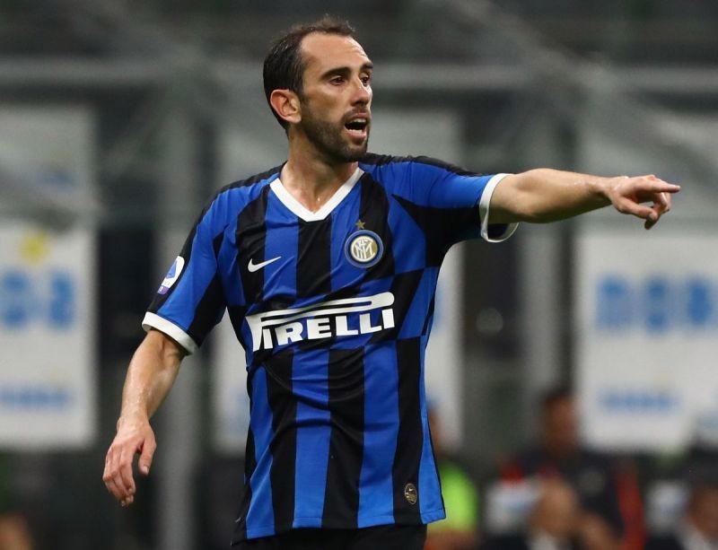 Diego Godin 'likely to join Manchester Utd or Tottenham Hotspur' - Bóng Đá
