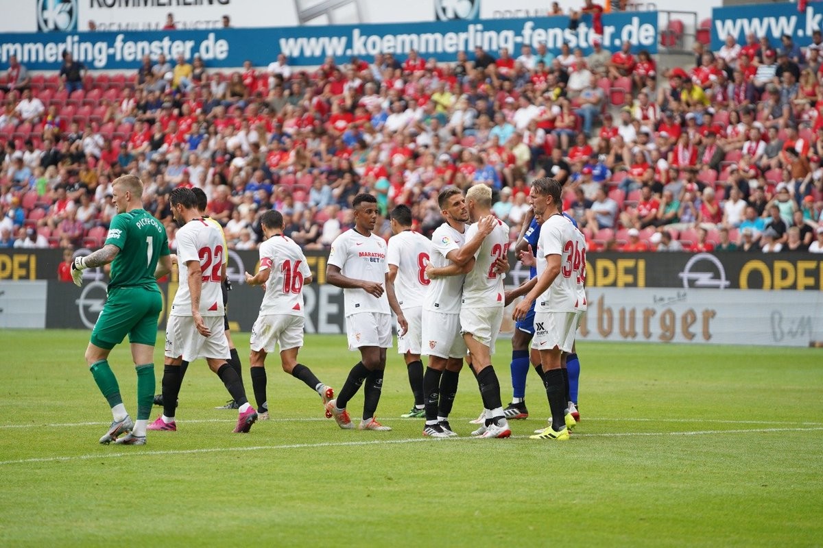 3 tiếng 2 trận, đội bóng 11 tân binh vẫn xuất sắc đăng quang Opel Cup - Bóng Đá