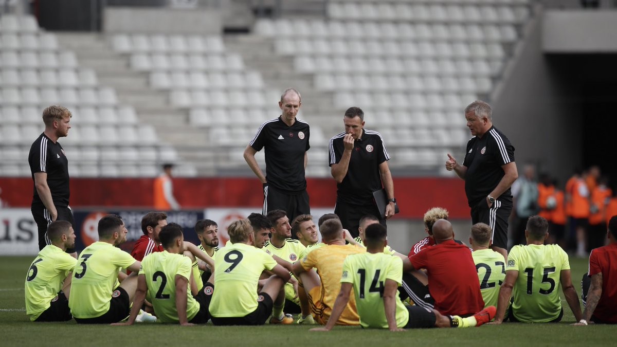 Mang số áo 'khủng', bạn thân Daniel James đá trận đầu tiên cho tân binh Premier League - Bóng Đá