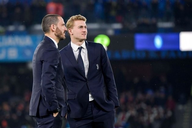 De Ligt - Bóng Đá