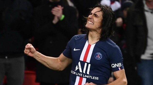 Man utd keeps close tabs on Cavani - Bóng Đá