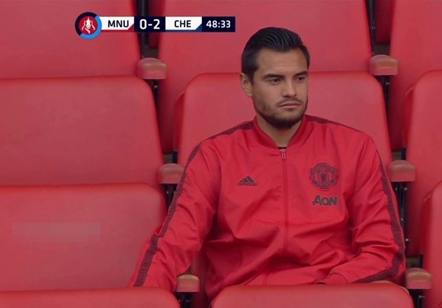 Ảnh Romero trên khán đài Wembley - Bóng Đá