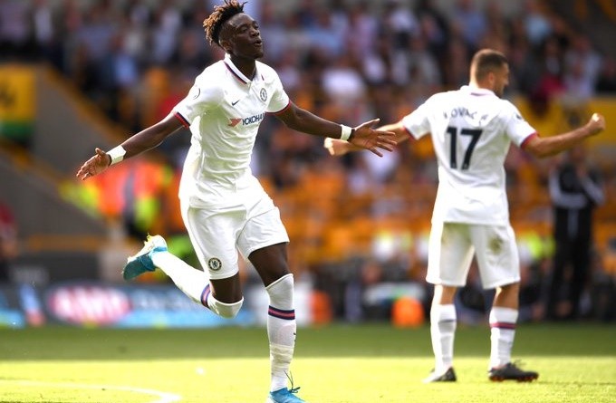 Ghi '4 bàn', Tammy Abraham đi vào lịch sử Chelsea lẫn Premier League - Bóng Đá