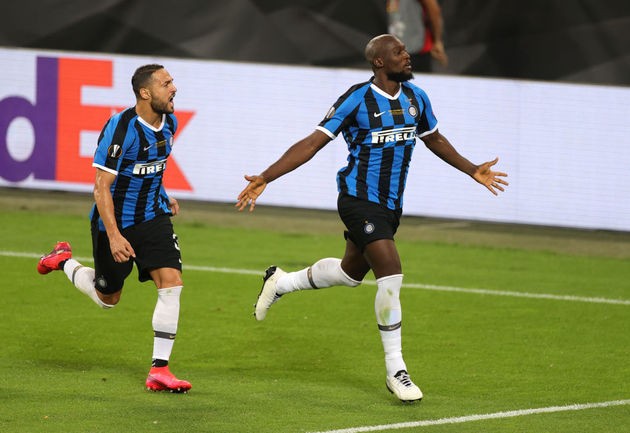 Ngoài De Jong, chỉ có 6 cầu thủ lập cú đúp ở chung kết Europa League - Bóng Đá