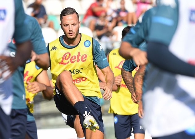 Osimhen scores first Napoli goal - Bóng Đá