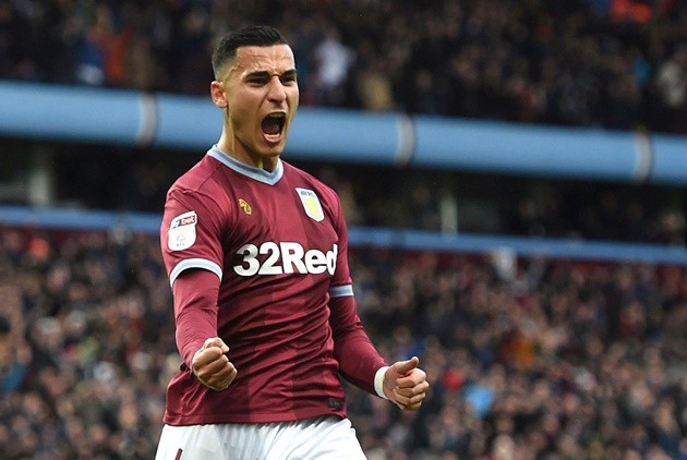 VILLA SIGN ENGELS - Bóng Đá