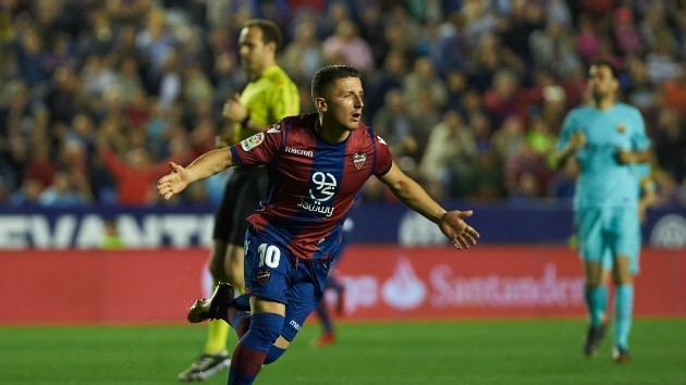 Arsenal has 3 alternatives for Thomas Partey - Bóng Đá