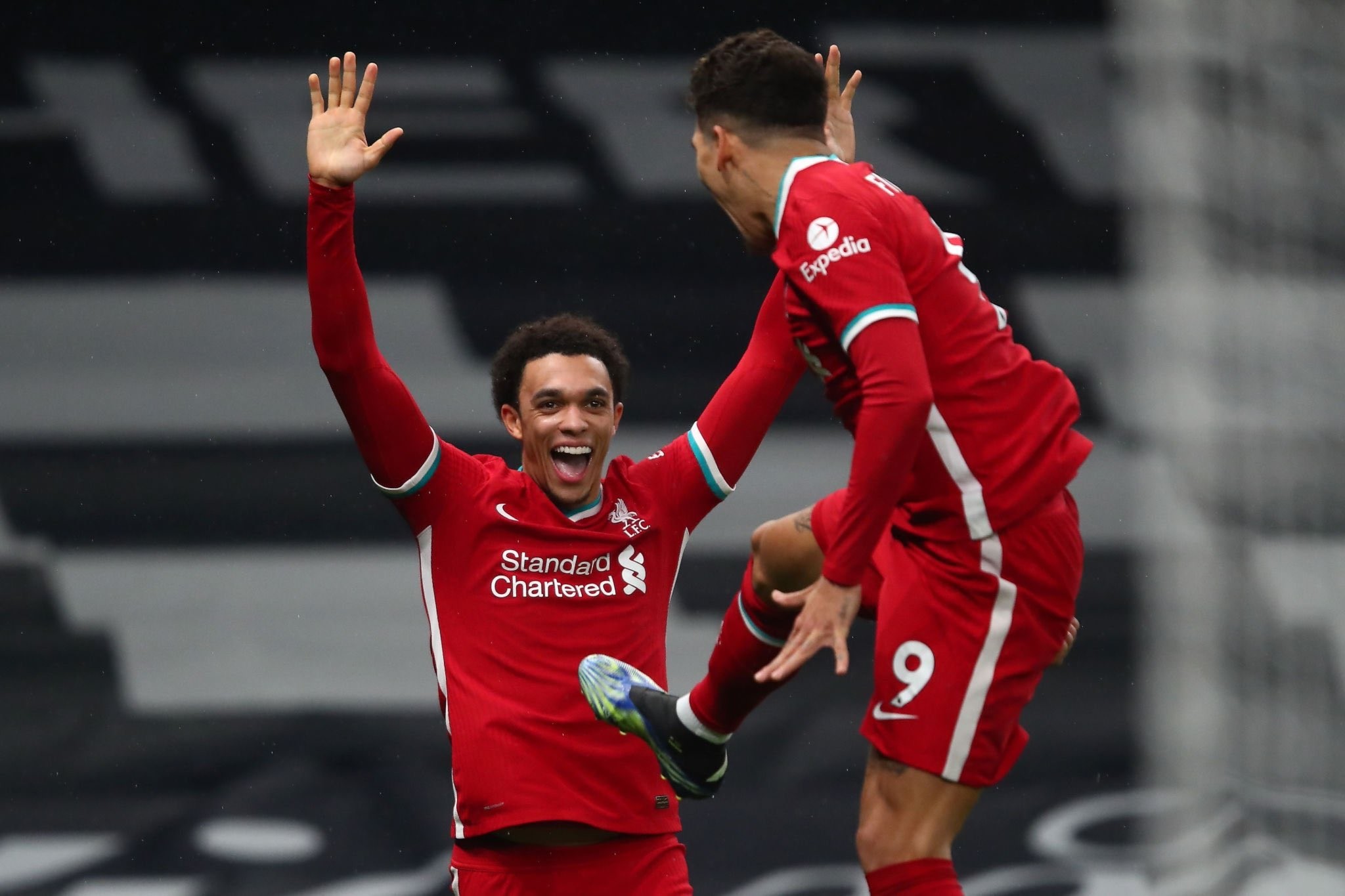 10 thống kê Spurs 1-3 Liverpool: Mourinho hết phép, siêu hậu vệ tấn công! - Bóng Đá