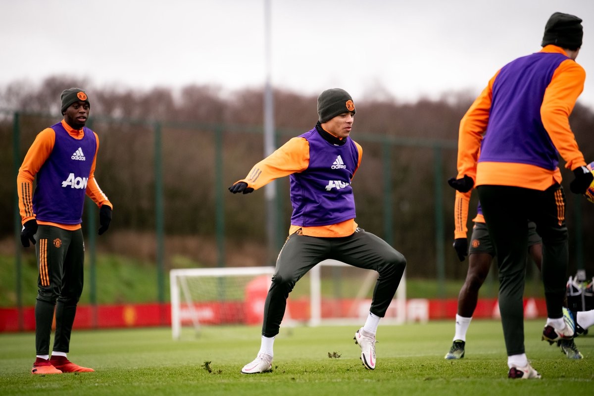 Man Utd training - Bóng Đá