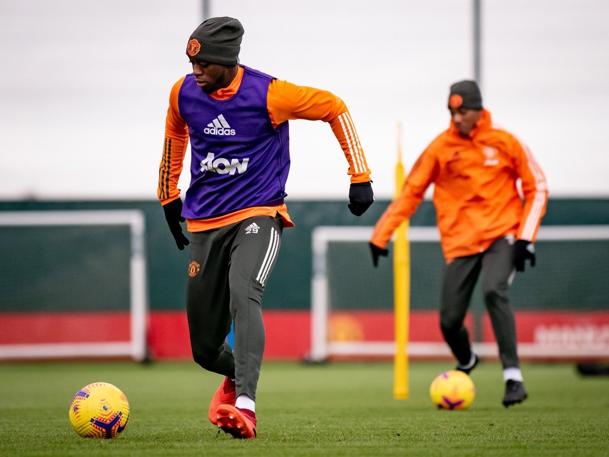 Man Utd training - Bóng Đá