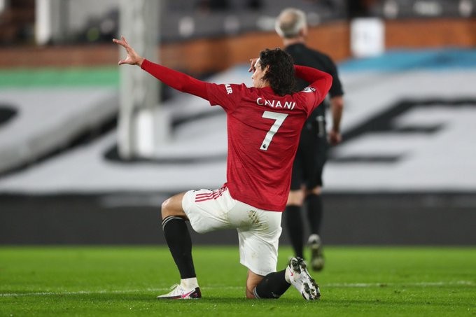 Cavani .... - Bóng Đá