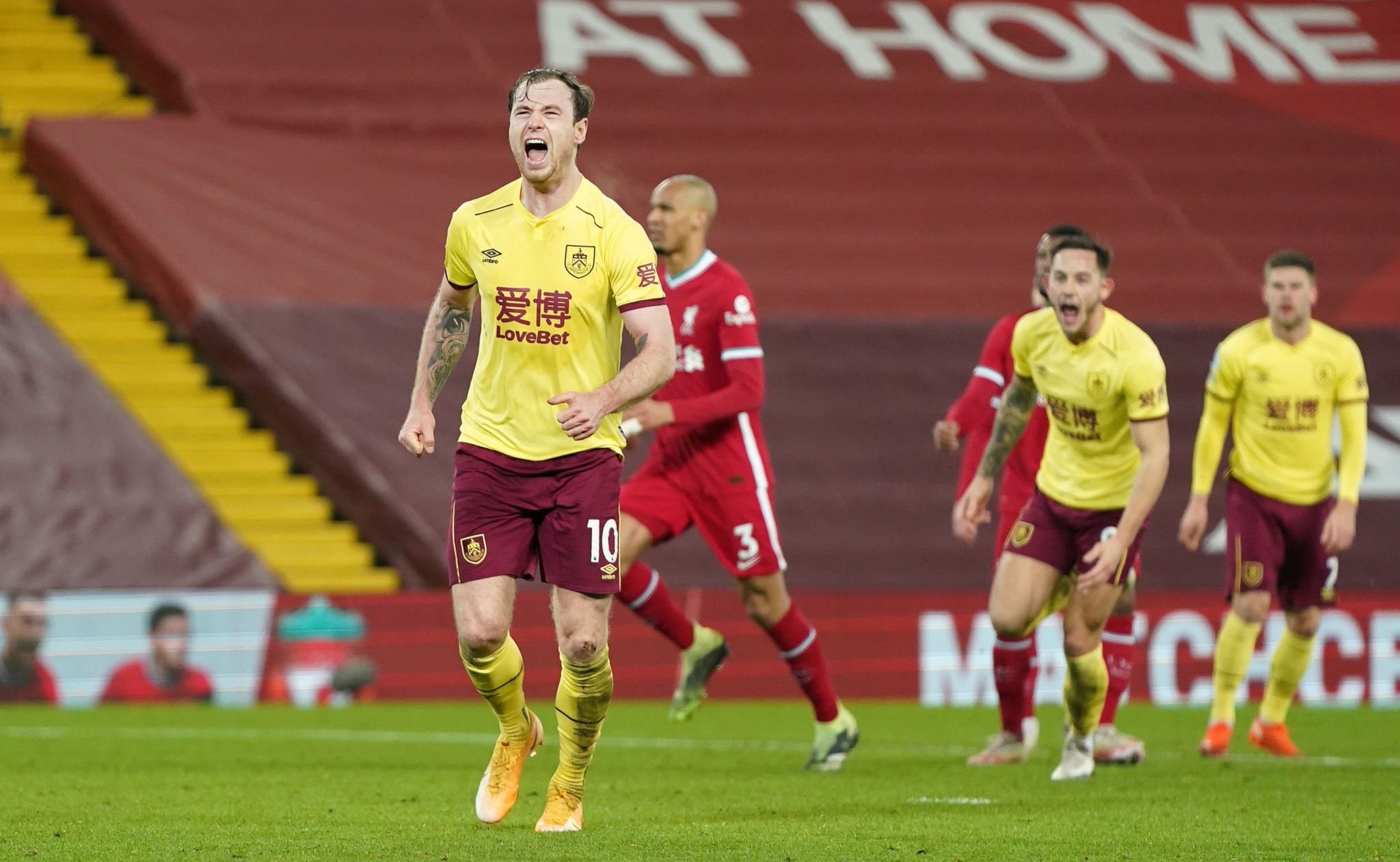 10 thống kê Liverpool 0-1 Burnley: Siêu tệ hại, cú sốc tại Anfield! - Bóng Đá