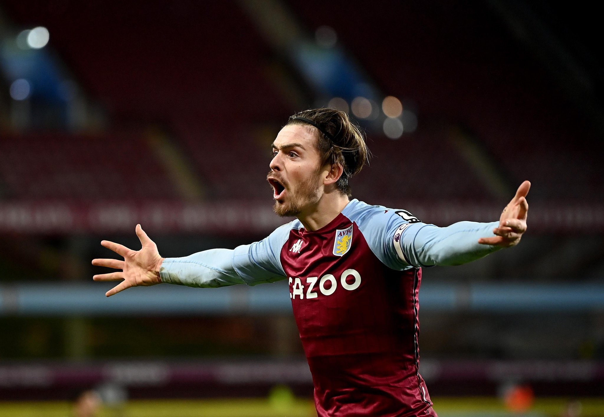 Woodward must sanction Man Utd swoop for Aston Villa star Jack Grealish - Bóng Đá