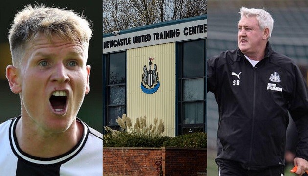 Steve Bruce tẩn học trò trên sân tập: Đỉnh điểm của nỗi chán chường - Bóng Đá