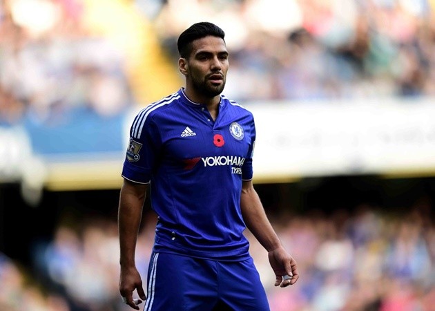 Từ Forlan đến Falcao: 9 sao EPL không 'thảm họa' như người ta vẫn nghĩ - Bóng Đá