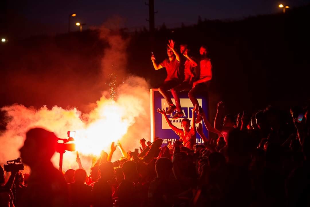 Ảnh Falcao được chào đón như người hùng - Bóng Đá