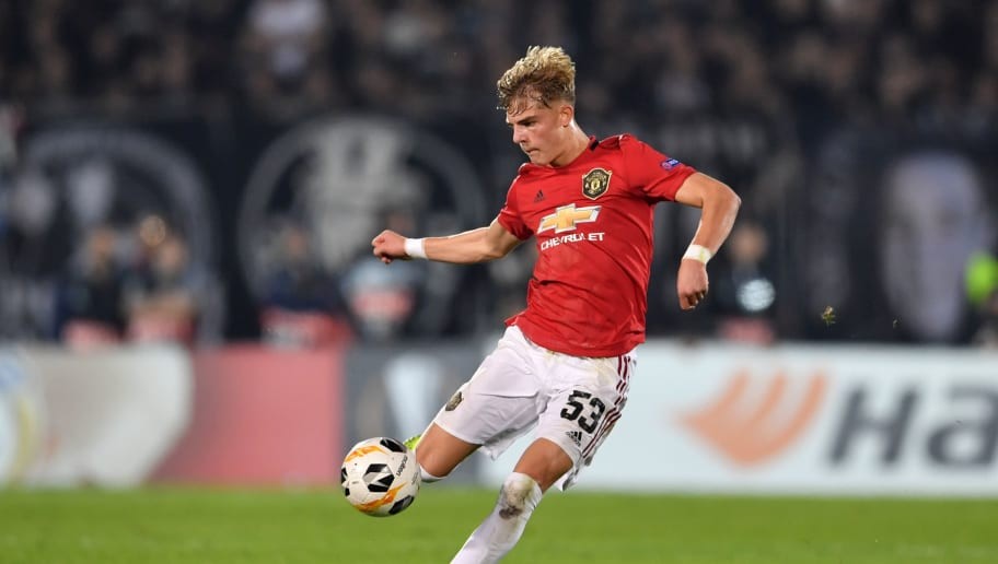 Cái tên Solskjaer phát hiện, giờ đe dọa luôn cả vị trí của Wan-Bissaka - Bóng Đá