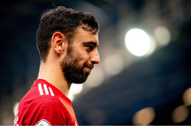 Changing Bruno Fernandes' role could benefit his Manchester United teammates - Bóng Đá