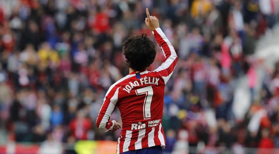 Un sobresaliente Joao Félix marcó y ya amenaza al Liverpool - Bóng Đá