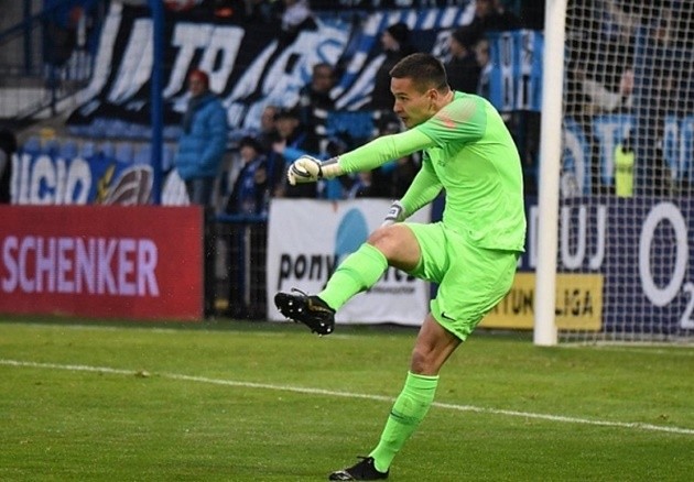 Tín hiệu vui từ vị trí thủ môn của ĐT Việt Nam trong tương lai - Bóng Đá