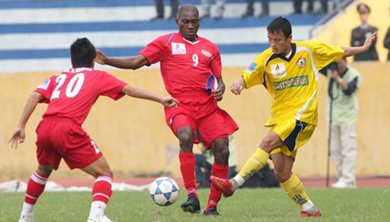 Trước thềm lượt về V-League: CLB Viettel và bài học Francois Endene - Bóng Đá