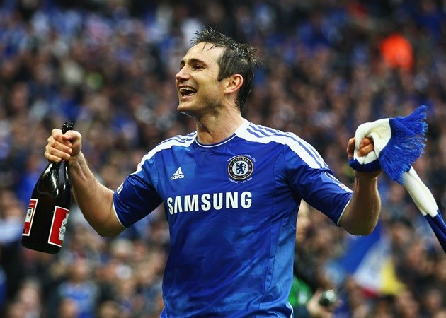 10 tiền vệ đỉnh nhất lịch sử EPL: Scholes số 1; 'Big Four' một thời áp đảo - Bóng Đá