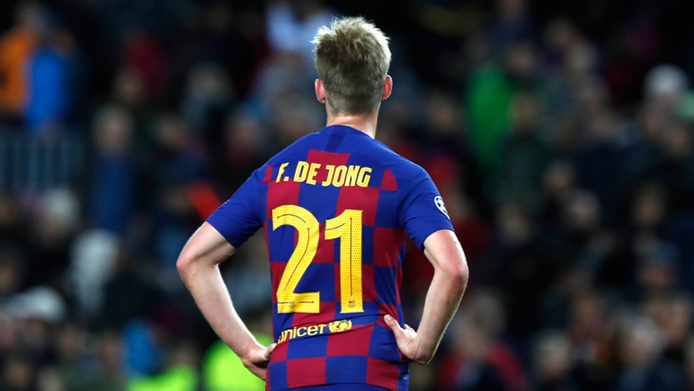 De Jong persiste en la irrelevancia - Bóng Đá
