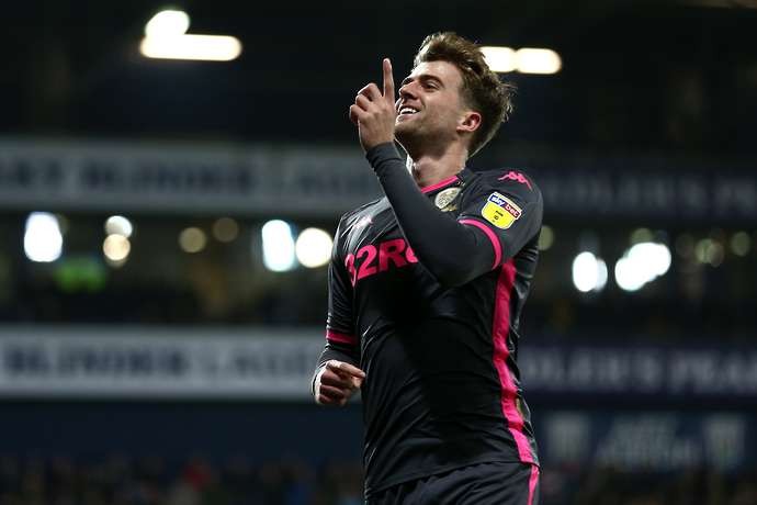 11 footballers who were rich before football including Hugo Lloris, Robin van Persie and Gerard Pique - Bóng Đá