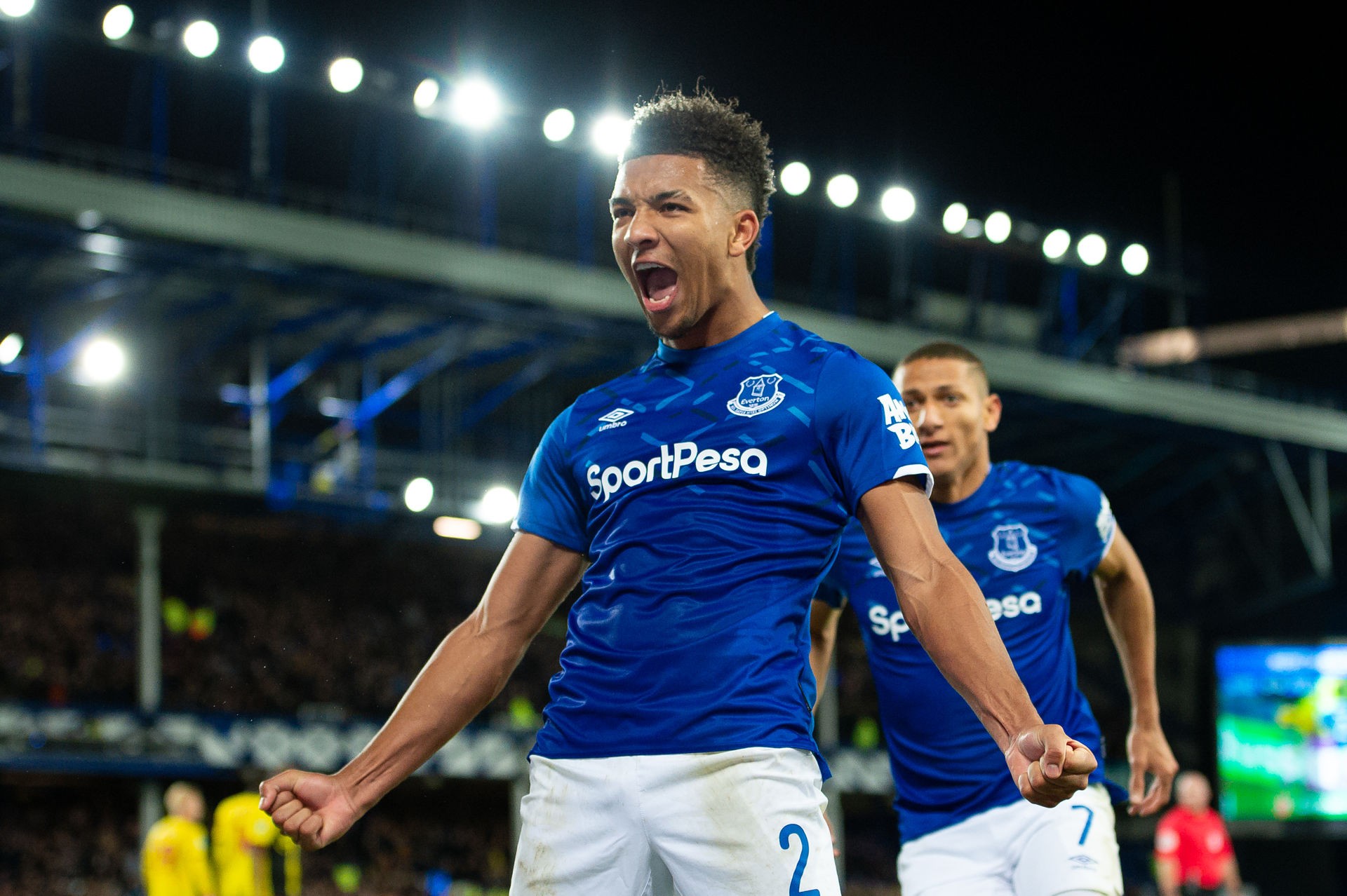 Why Man City's Pep Guardiola should be keen on signing Everton's Mason Holgate - Bóng Đá