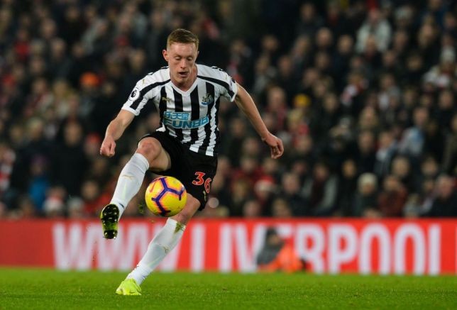 Manchester United boss Ole Gunnar Solskjaer wants Sean Longstaff deal completed this week   - Bóng Đá