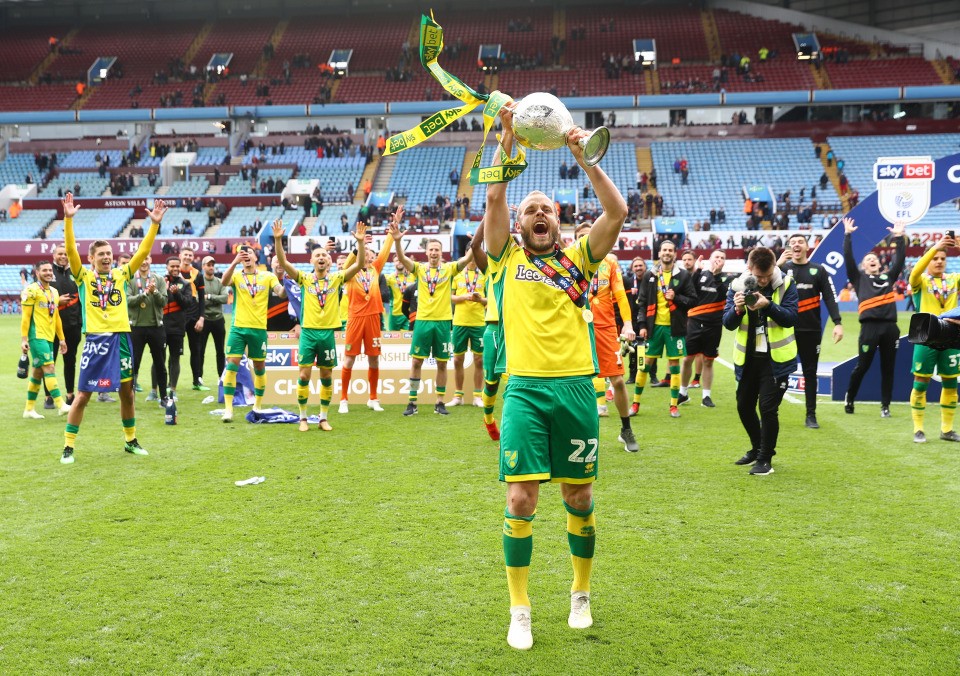 Thua thảm Liverpool, 'siêu tiền đạo' Norwich vẫn lập kỷ lục 