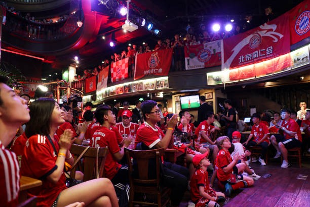 Lewandowski xuất hiện ở Trung Quốc - Bóng Đá