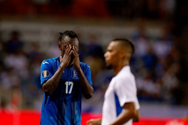 Ở thế chân tường, 'sự nuối tiếc' của Việt Nam bất ngờ giành chiến thắng  - Bóng Đá